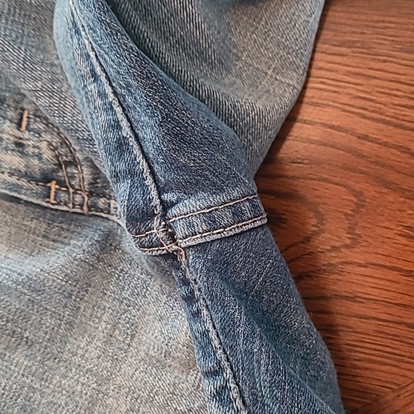 BKE Women's jean shorts - Picture 3 of 10